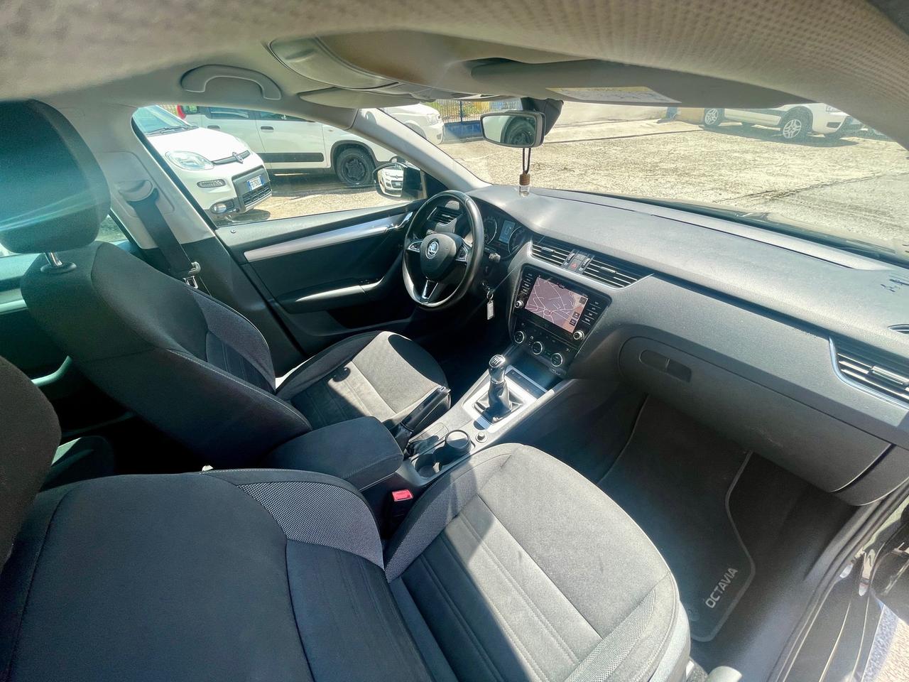 Skoda Octavia 2.0 TDI CR Wagon Executive