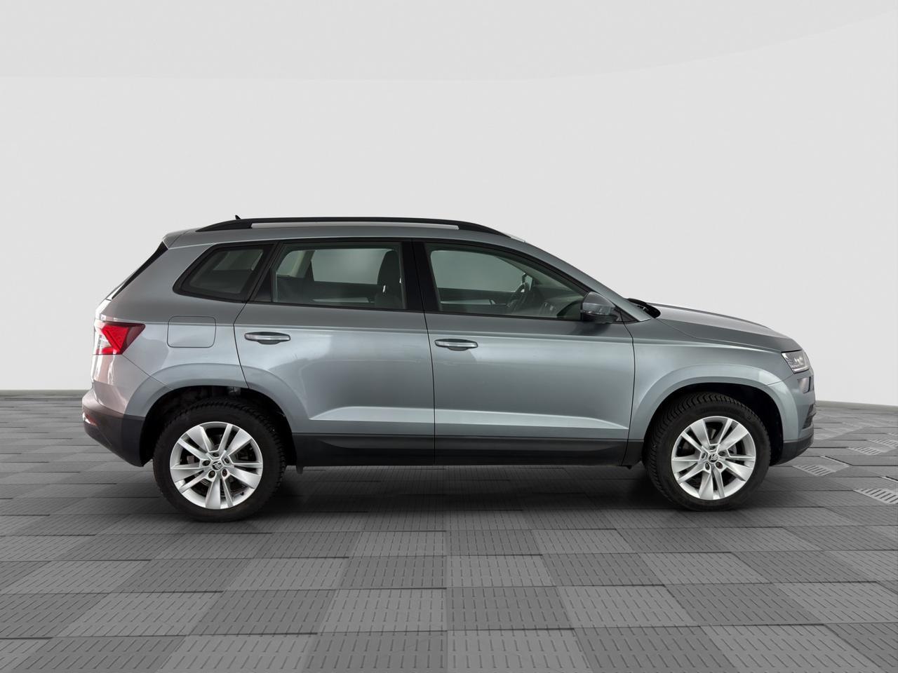 SKODA Karoq 1.6 TDI SCR DSG Executive