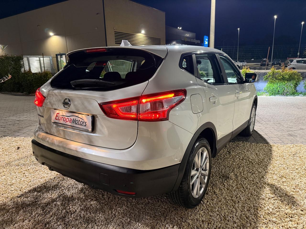 Nissan Qashqai 1.5 dCi Visia