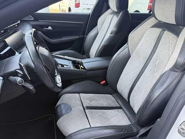 Peugeot 508 Plug-in Hybrid 225 e-EAT8 SW GT