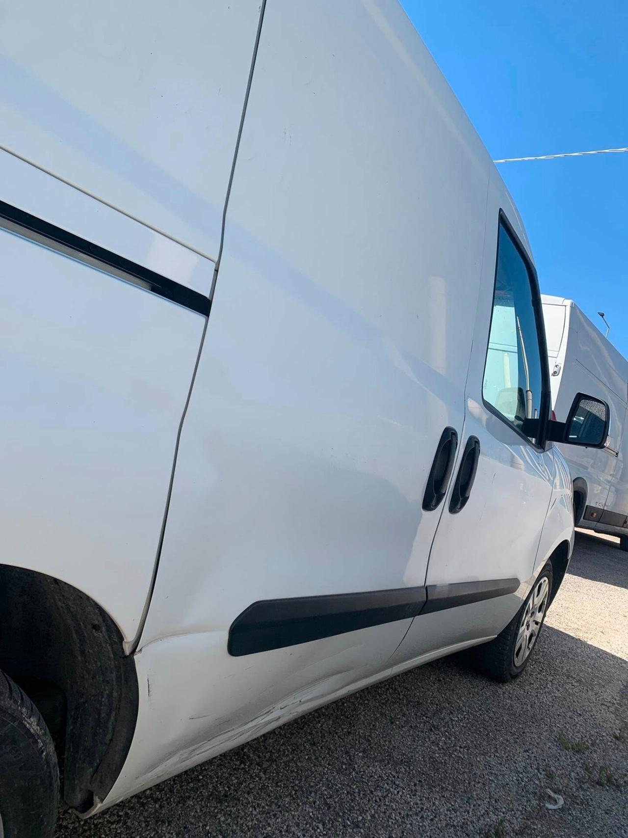 Fiat Doblò 1.3cc 95cv SX 3 Posti