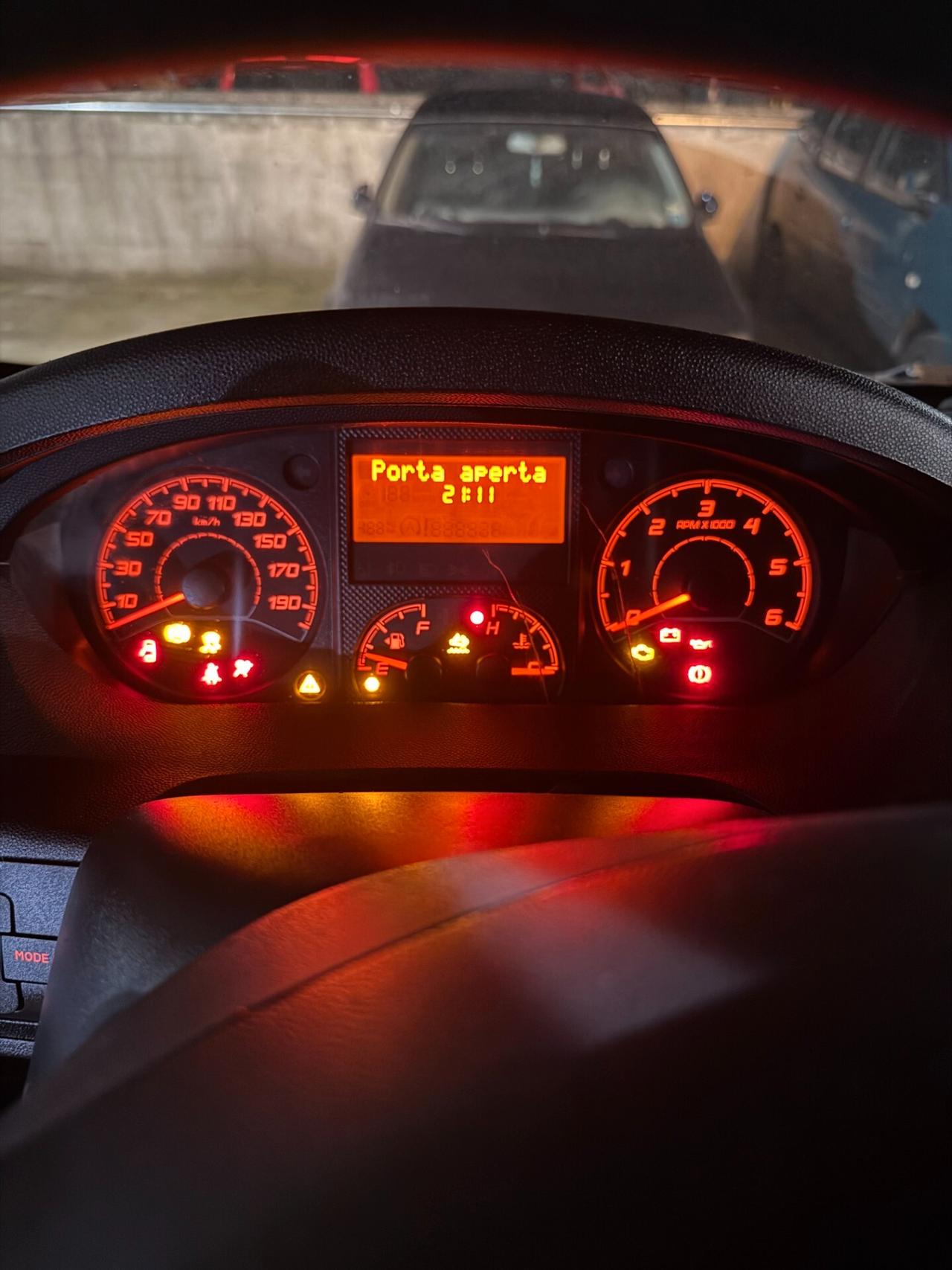 PEUGEOT BOXER 2.0 HDI 130 cv Euro 6B