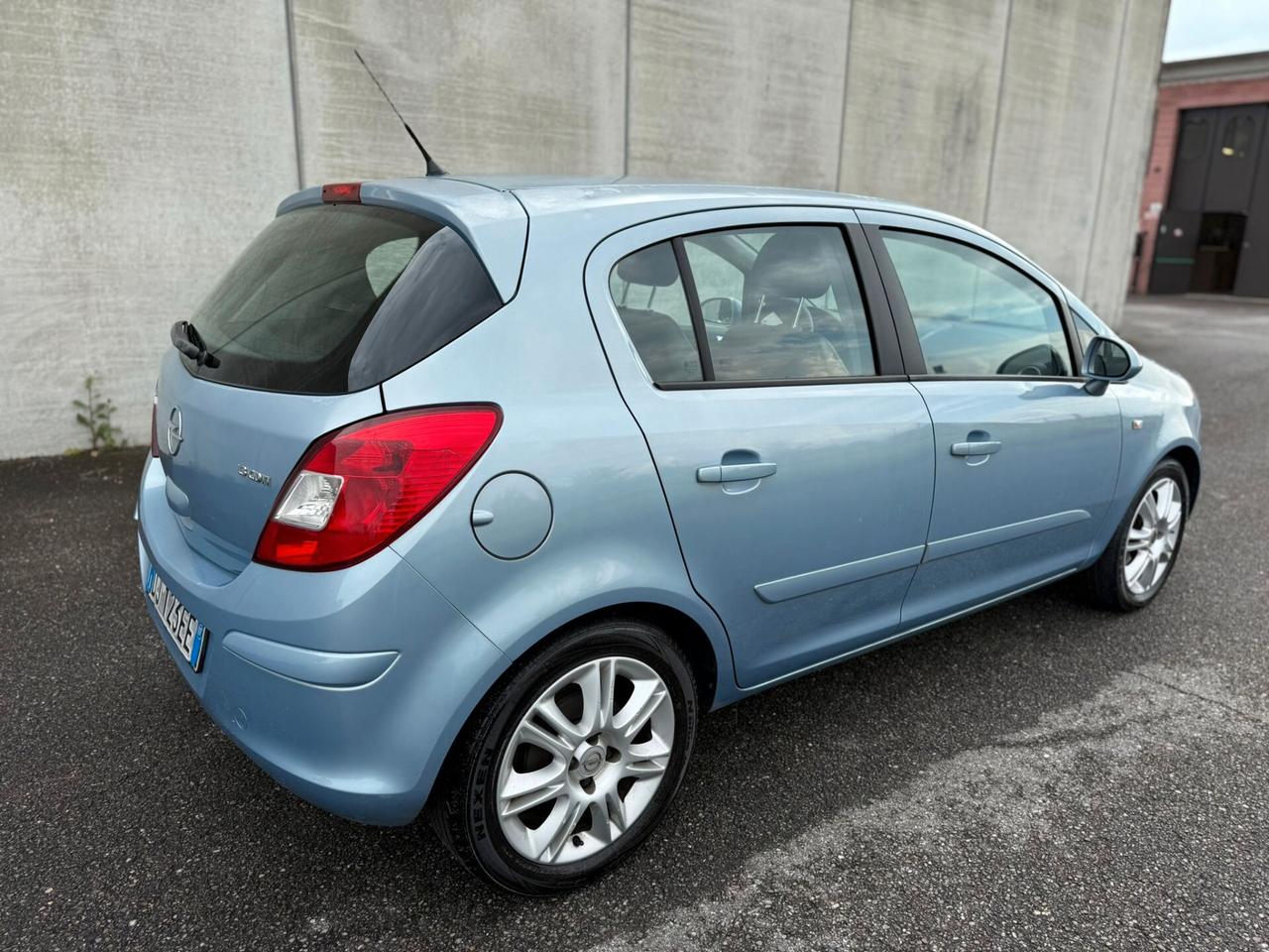 Opel Corsa 1.3 CDTI 75CV 5 porte NEOPATENTATI