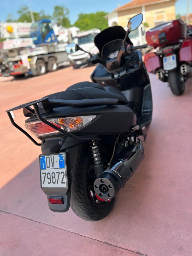 KYMCO X-Town 300i ABS BLACK EDITION