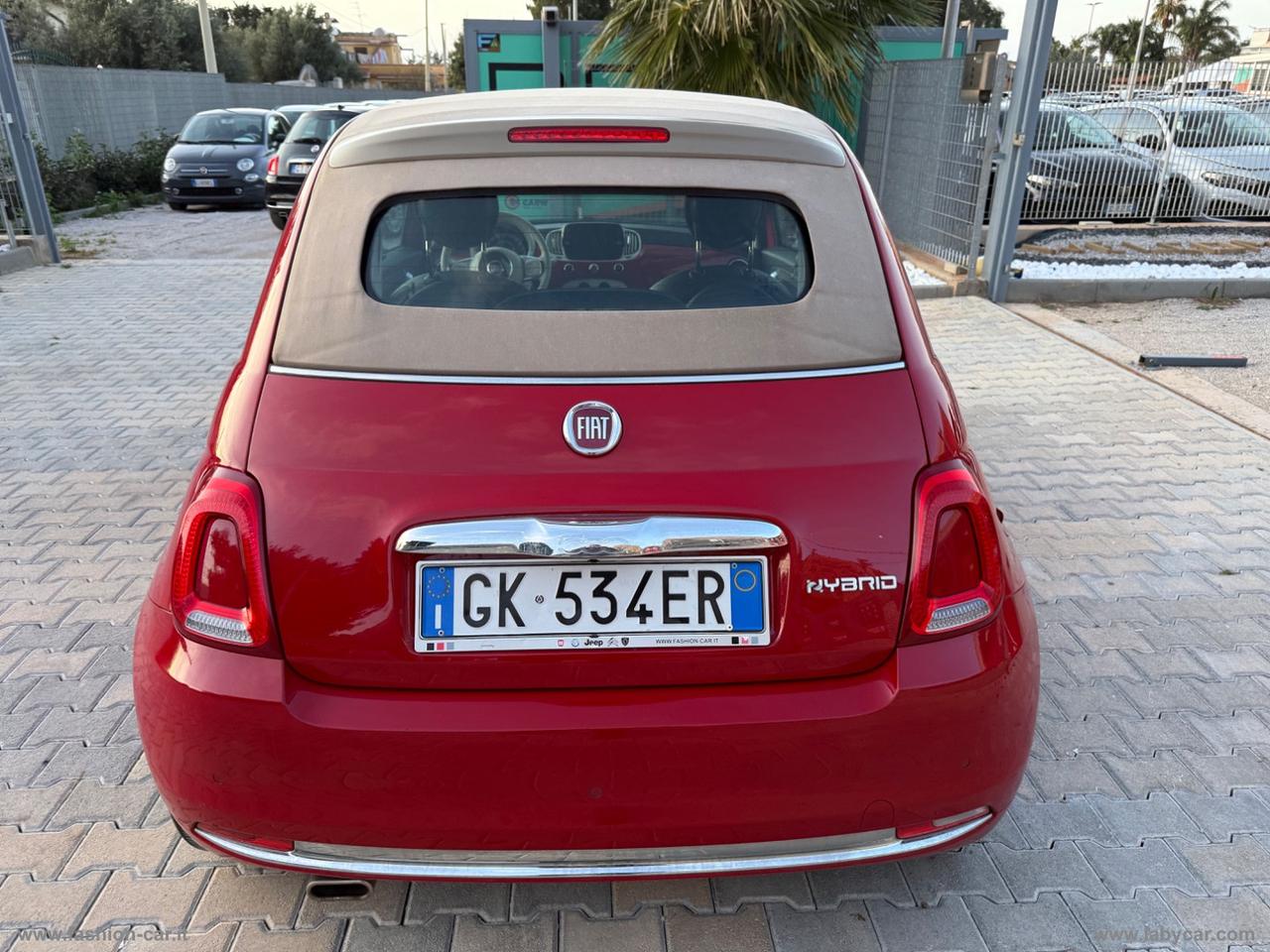 FIAT 500 C 1.0 Hybrid Dolcevita