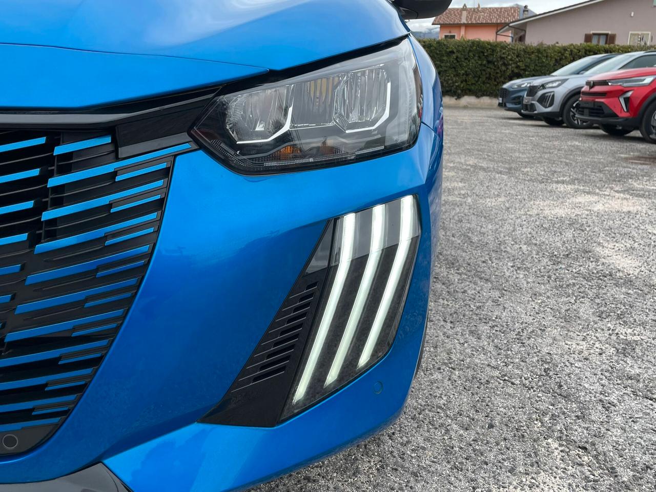 Peugeot 208 PureTech 100 Stop&Start 5 porte Allure