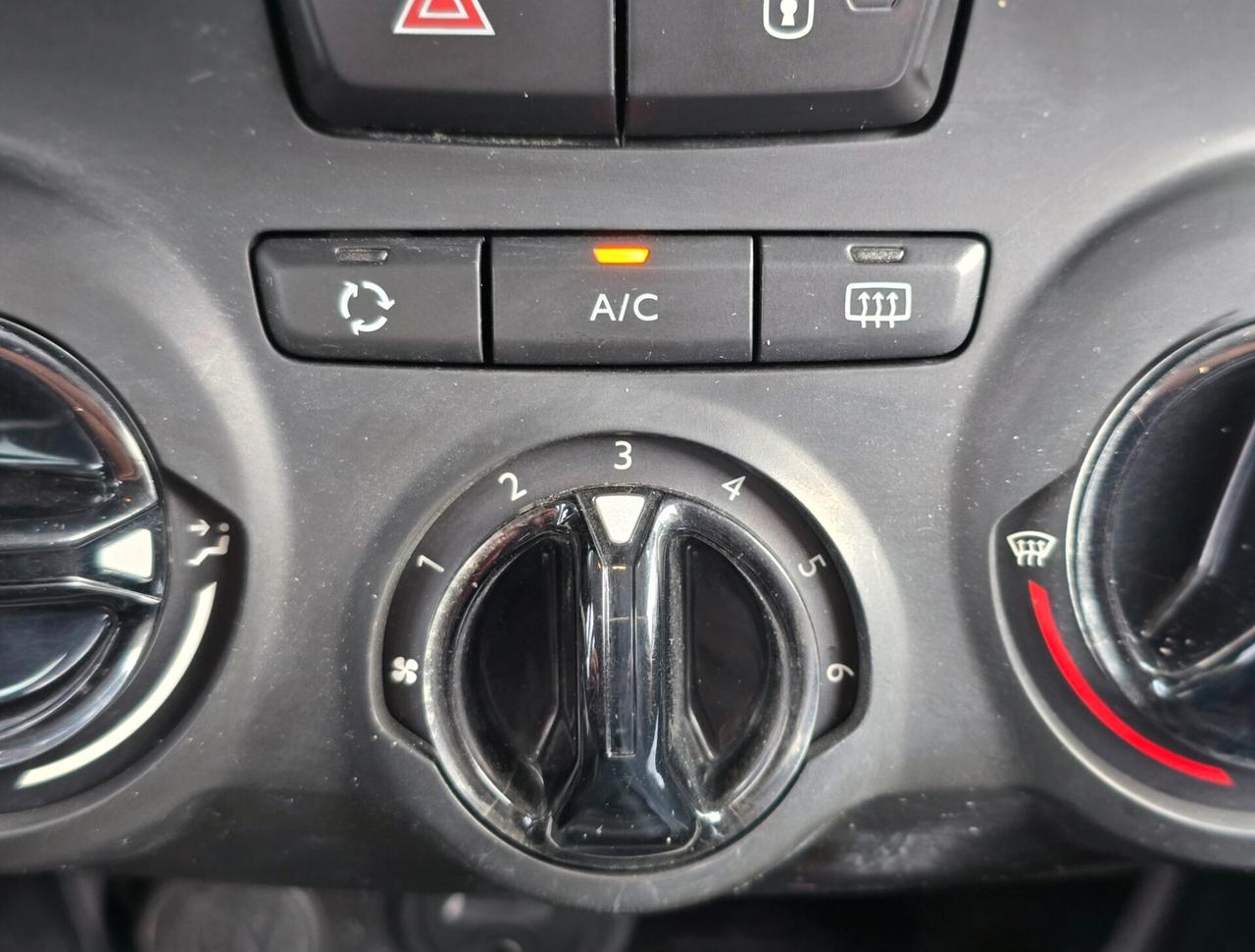 PEUGEOT 208 ALLURE 2017 RESTYLING FULL LED NUOVA