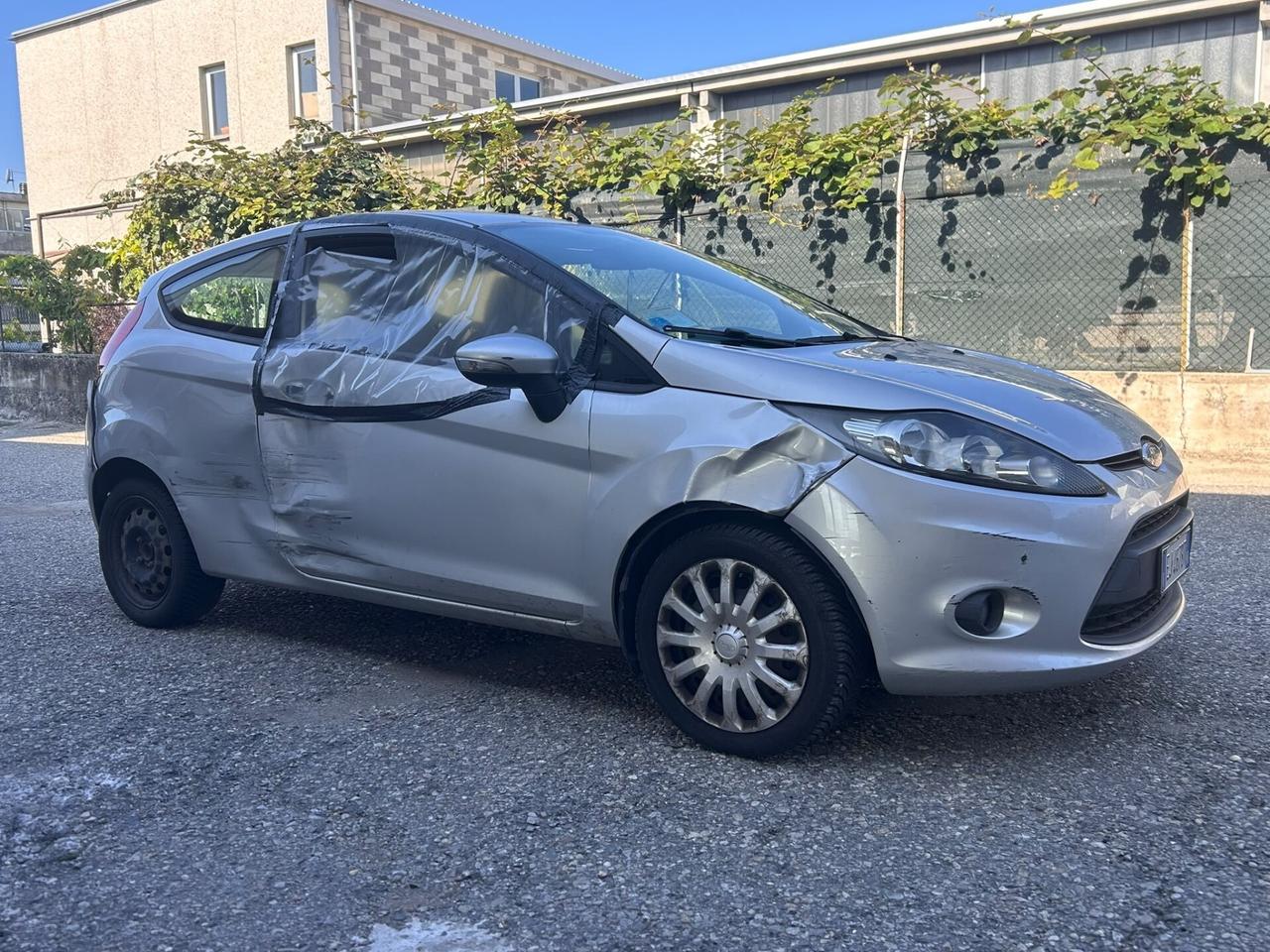 Ford Fiesta 1.4 TDCi 70CV 3 porte Titanium
