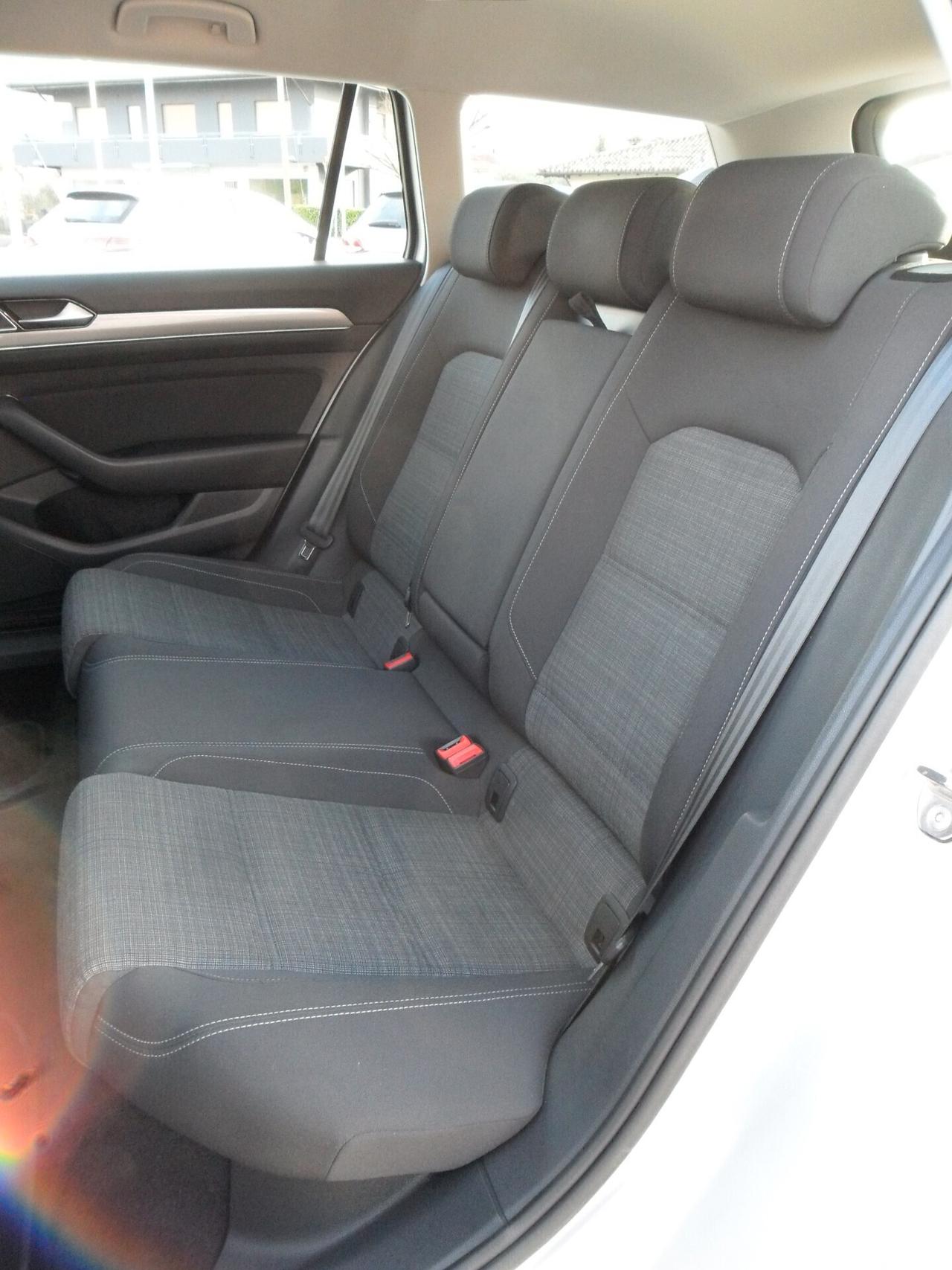 Volkswagen Passat Variant 2.0 TDI SCR EVO DSG Executive