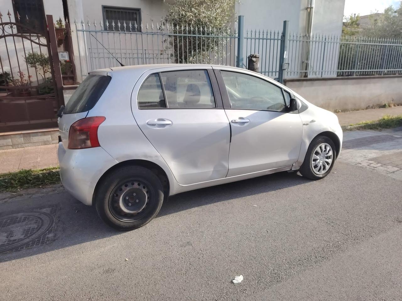 Toyota Yaris 1.4 D-4D DPF 5 porte