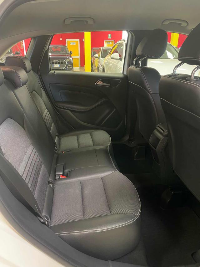 MERCEDES-BENZ B 180 d Automatic *TELEC/NAVI/*