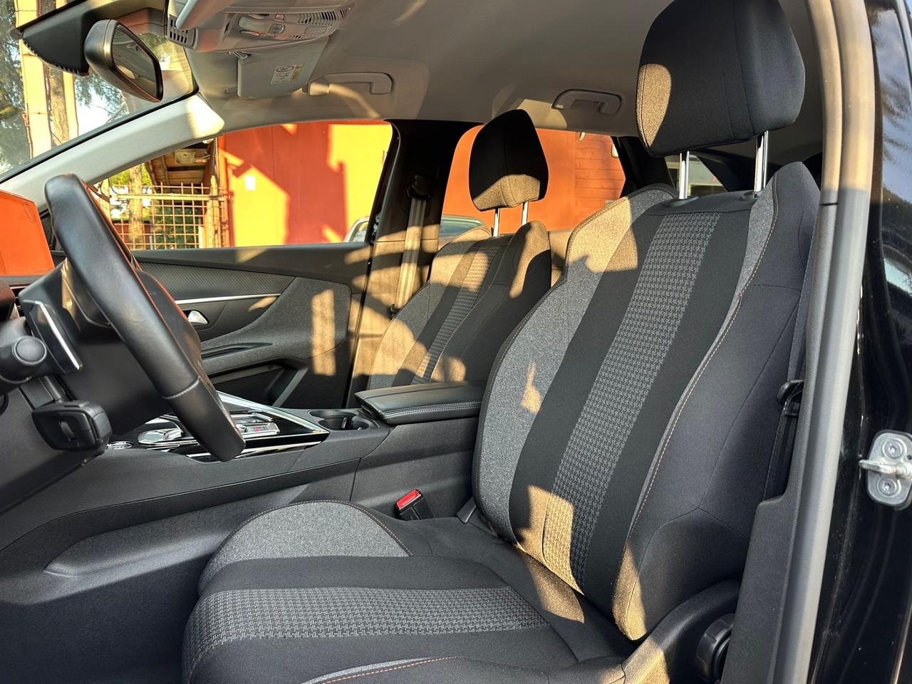 Peugeot 3008 BlueHDi 130 S&S EAT8 Active Pack *PROMO*