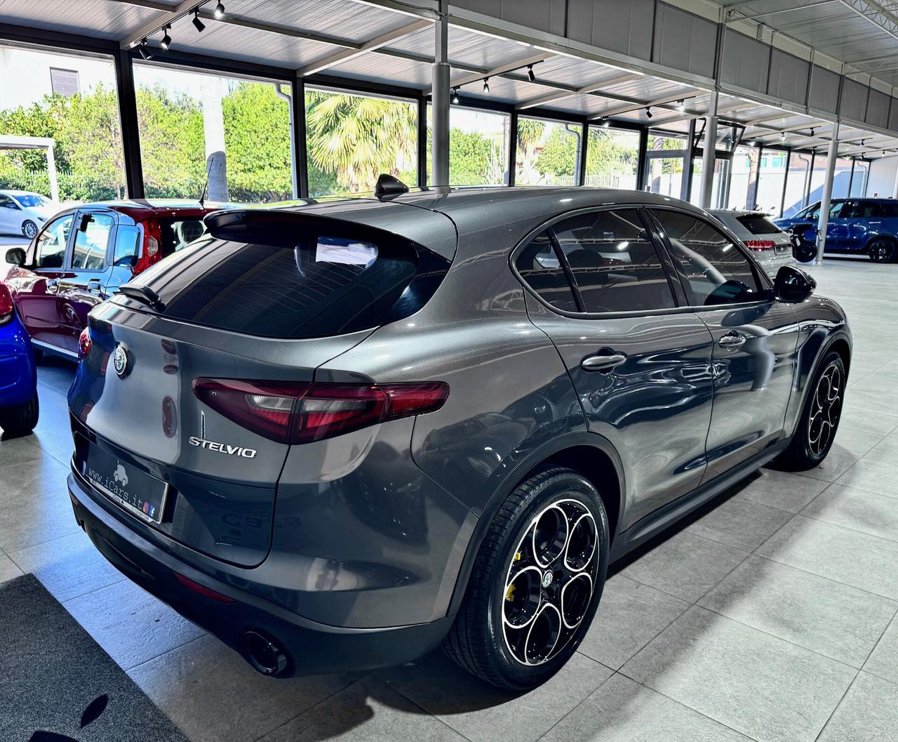 Alfa Romeo Stelvio 2.2 Turbodiesel 190 CV AT8 RWD Sprint