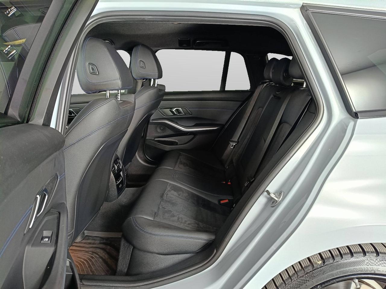 BMW Serie 3 G21 2022 Touring - 320d Touring mhev 48V MSport auto