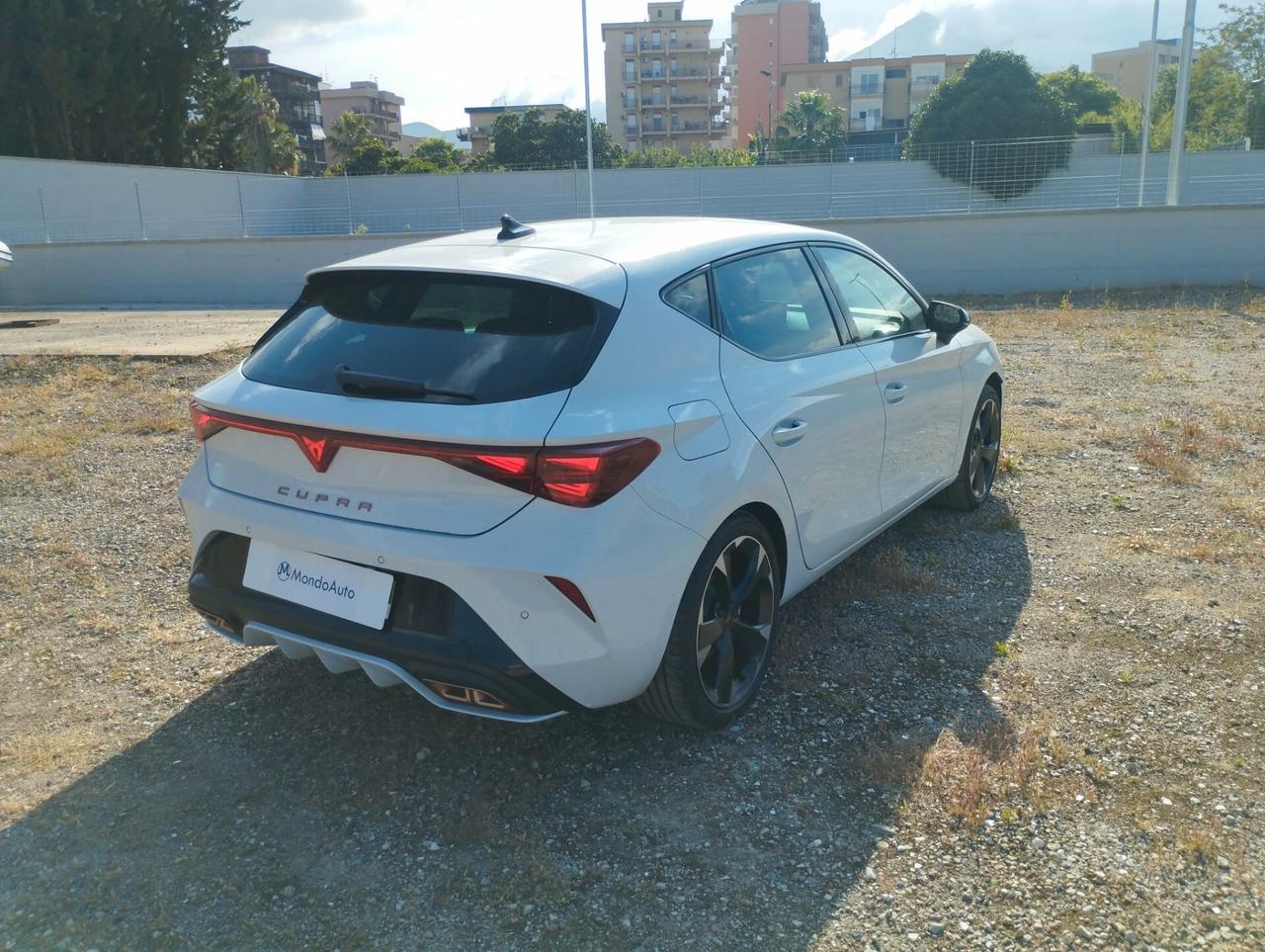 Cupra Leon 1.5 e-Hybrid DSG
