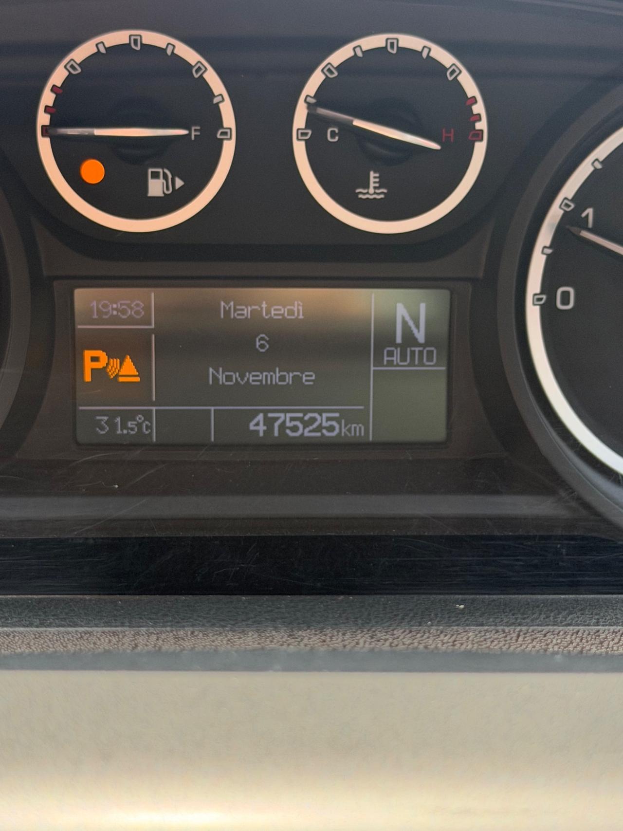 Lancia Ypsilon 0.9 TwinAir 85 CV 5 porte S&S DFN Platinum