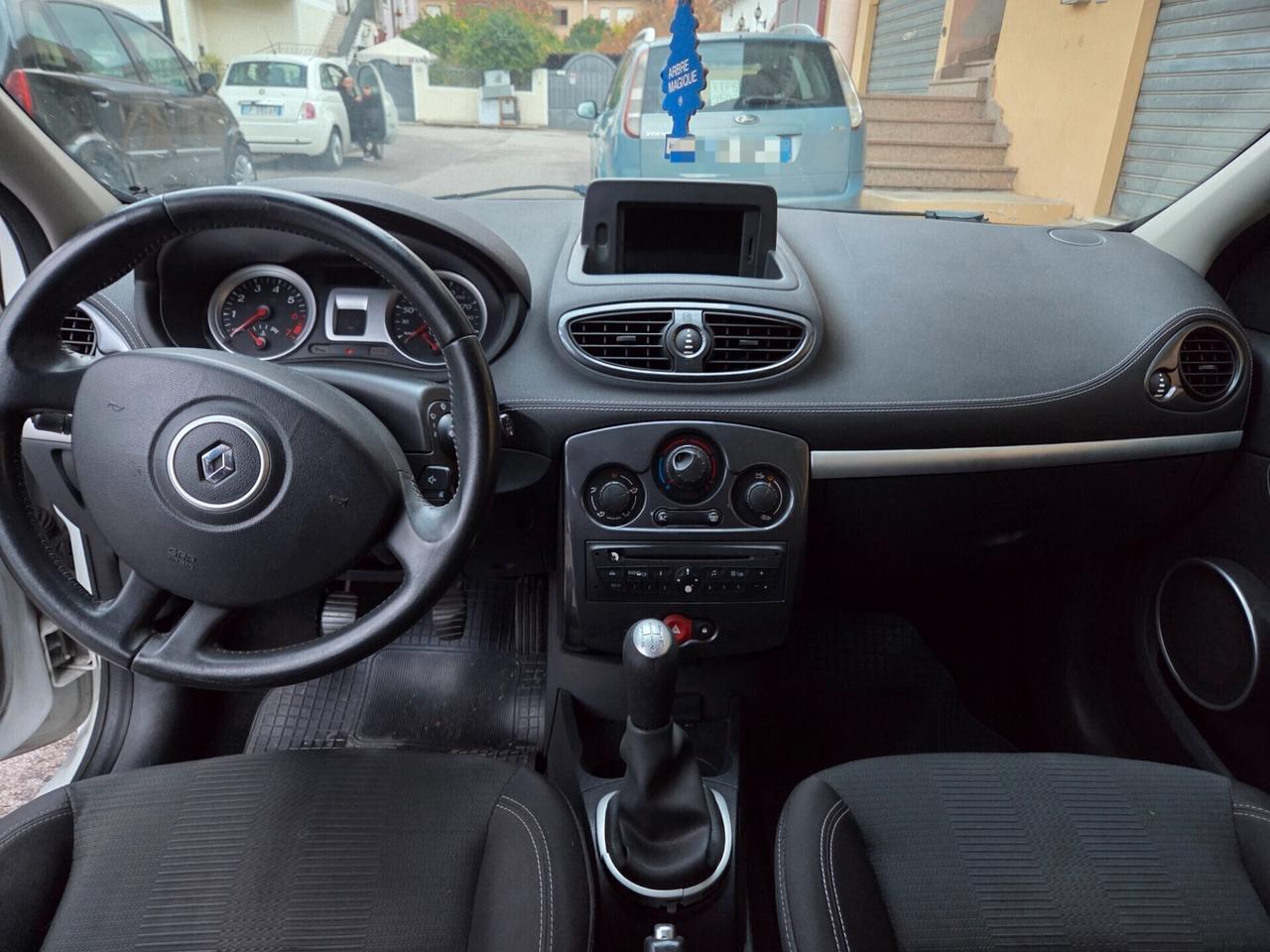 Renault Clio 1.2 16V NEOPATENTATI!!!!!