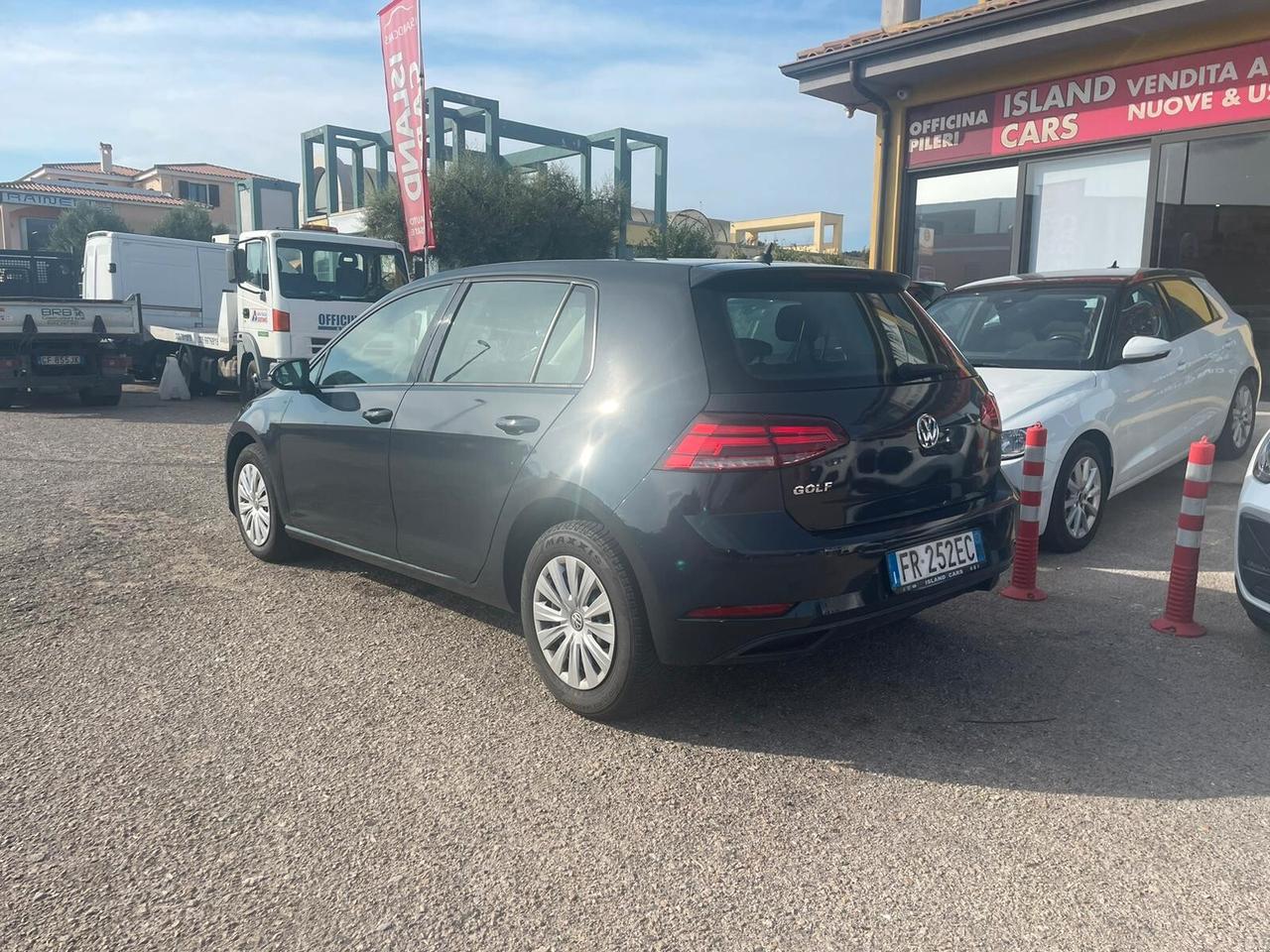 Volkswagen Golf 1.6 TDI in pronta consegna