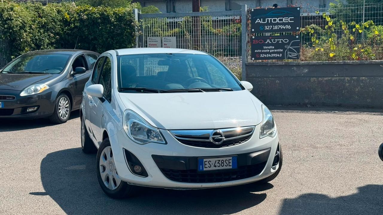 Opel Corsa 1.2 5 porte Sport