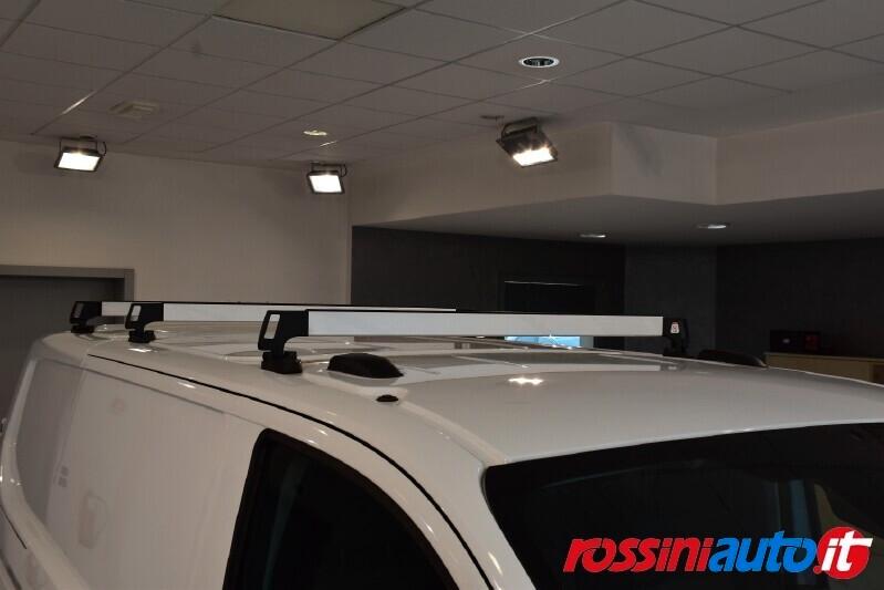 VOLKSWAGEN TRANSPORTER T7 2.0 TDI 150 CV 28Q L1 RETROCAMERA + CRUISE + PD