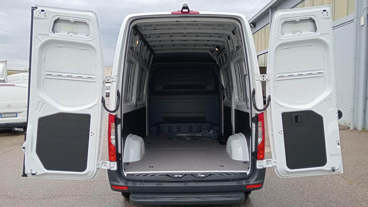 Mercedes-Benz Sprinter Furgone 317CDI 37/35 PRO