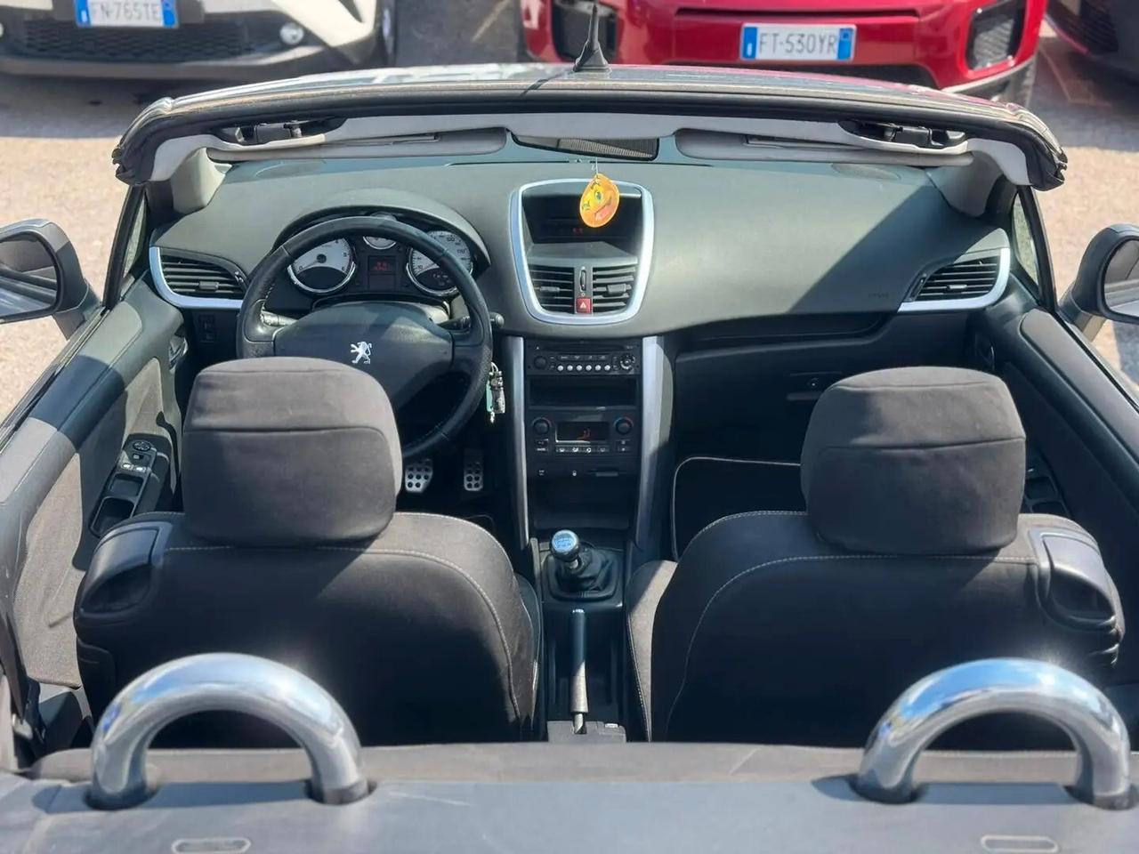 Peugeot 207 1.6 HDi 110CV CC Féline CABRIO