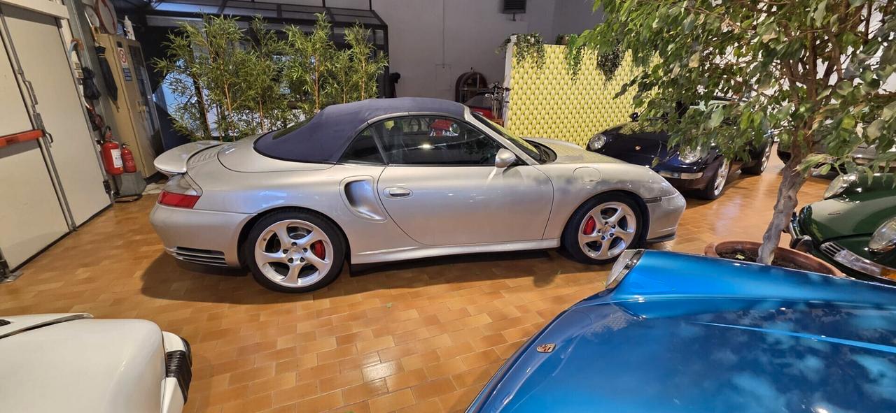 996 911 Porsche Turbo Cabriolet Book service Full Italia