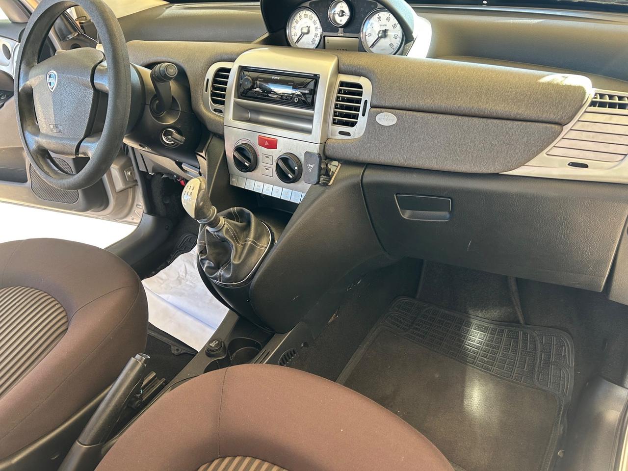 Lancia Ypsilon 1.4 Elle Ecochic GPL