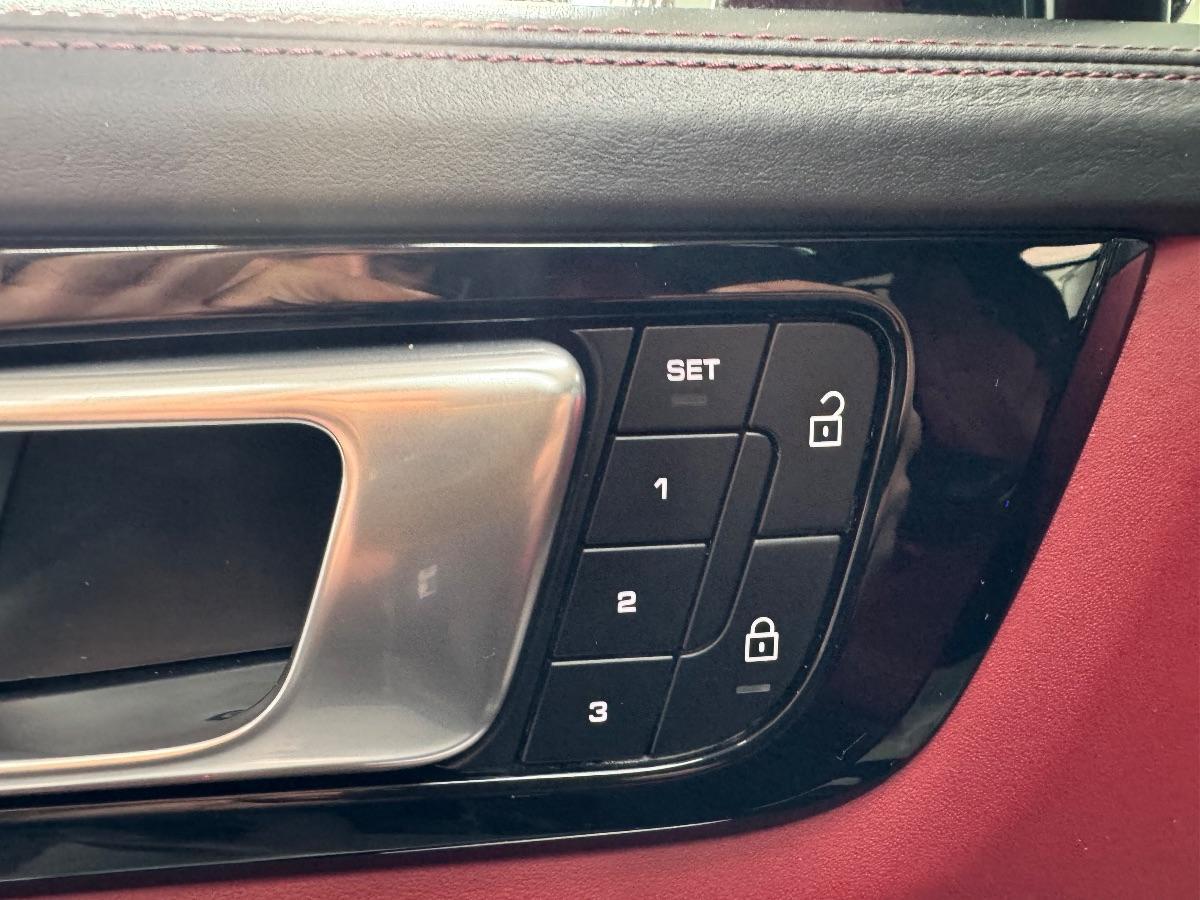 PORSCHE CAYENNE COUPÉ 3.0 PLATINUME EDITION 340CV UNICO PROP/ IVA DEDUCIBILE/ TETTO