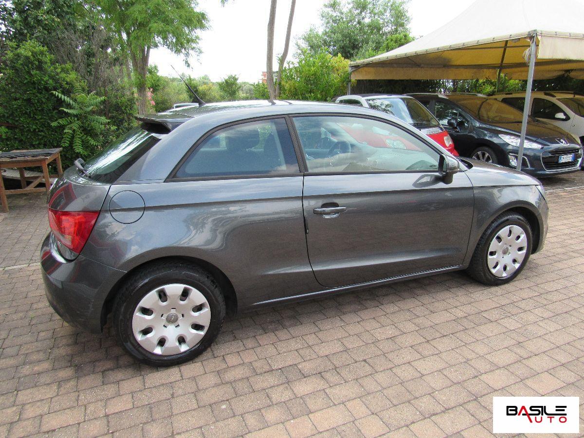 AUDI - A1 - 1.6 TDI S line edition plus