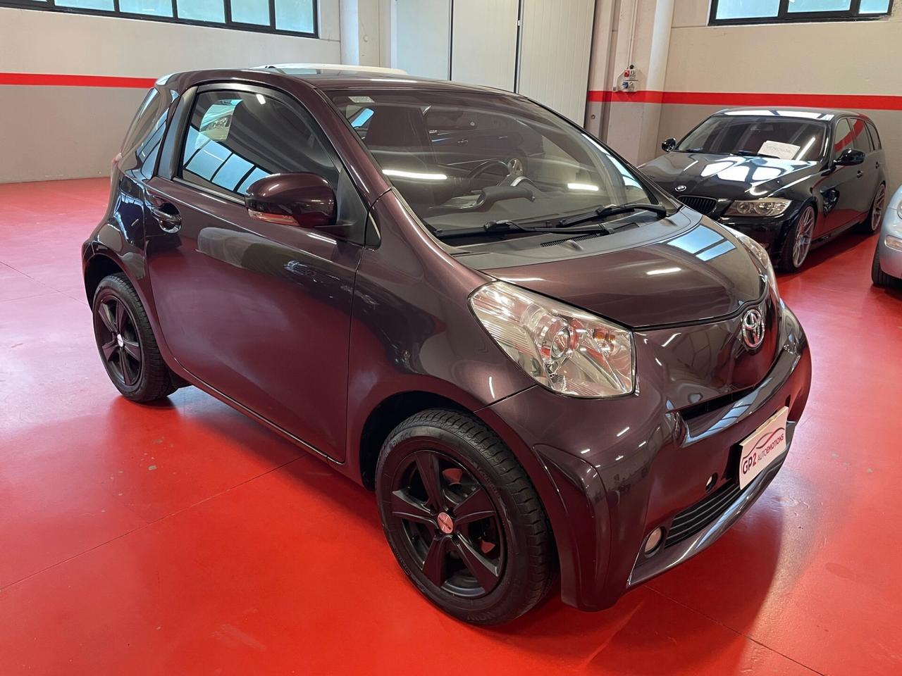 Toyota iQ 1.0