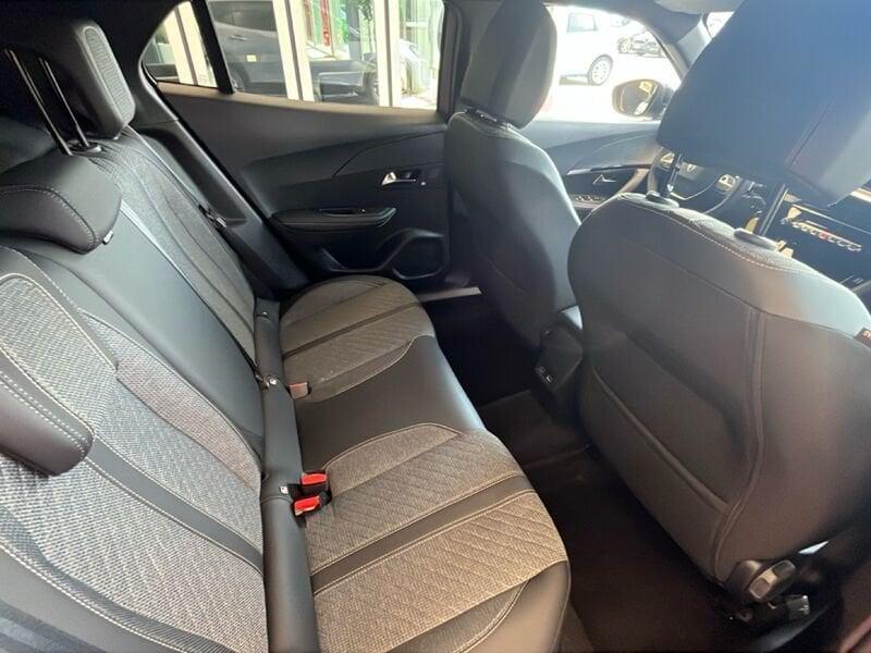 Peugeot 2008 Hybrid 145cv e-DCS6 Allure auto