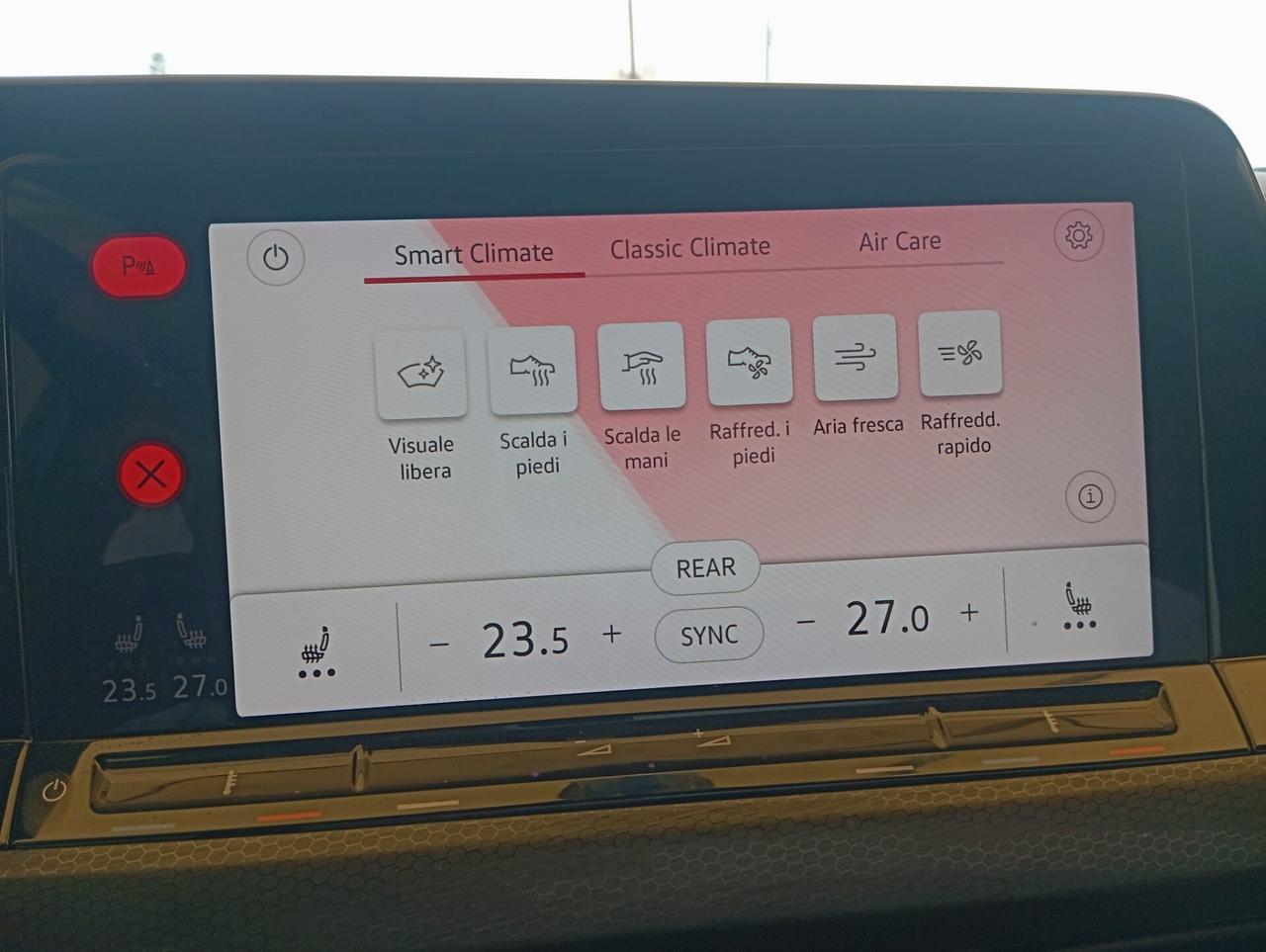 Volkswagen Golf GTI VIII 2.0 TSI