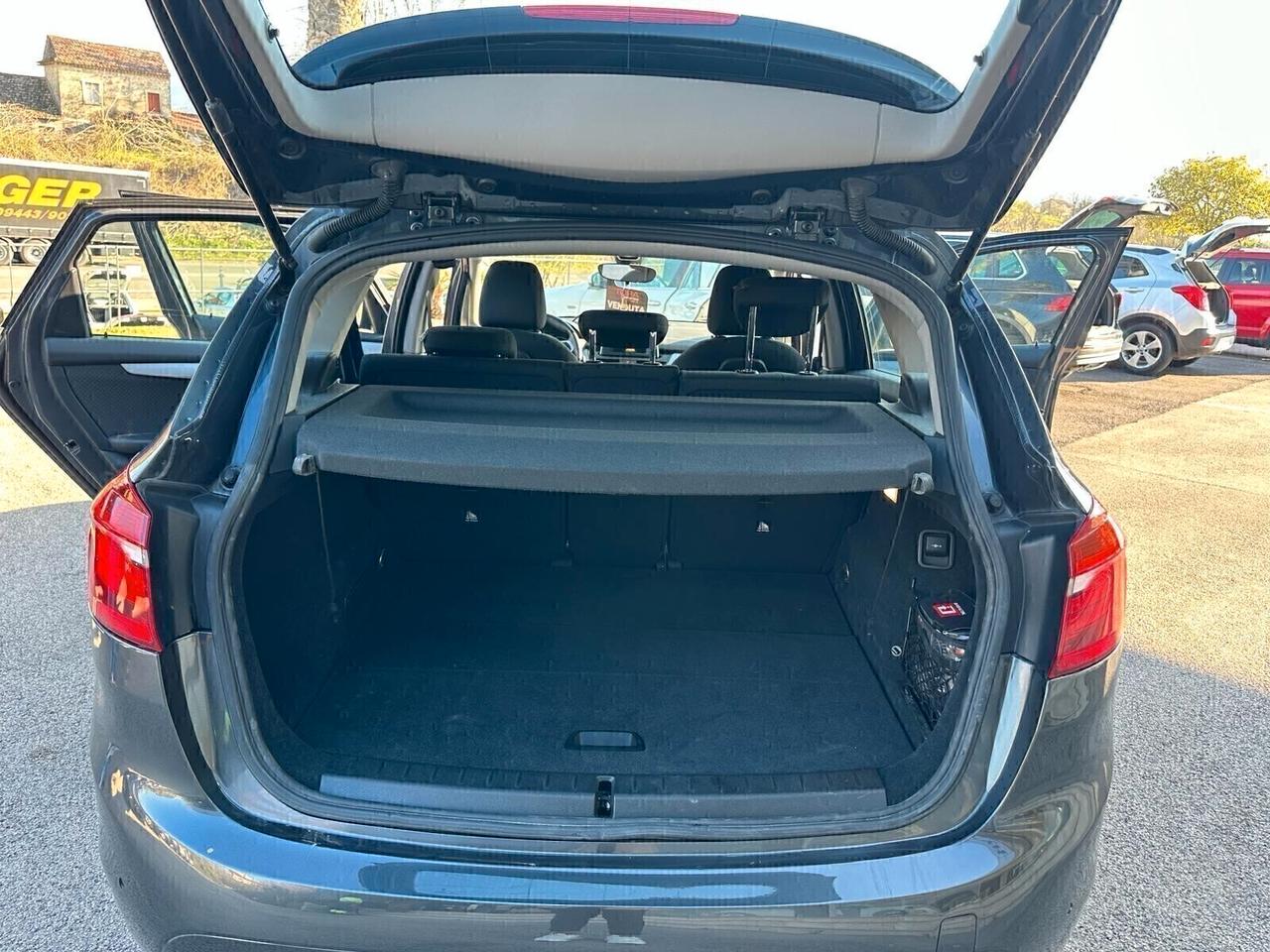 Bmw 216d Active Tourer Luxury IVA ESP NEOPATENTATI