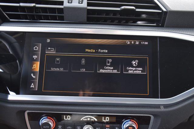 AUDI Q3 35 TDI S tronic Business Advanced