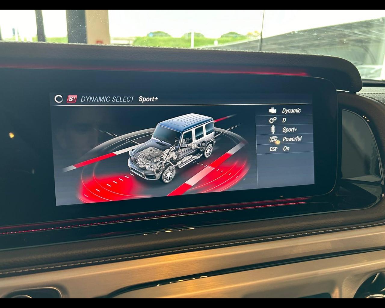 Mercedes-Benz Classe G - W463 2018 - G AMG 63 585cv auto