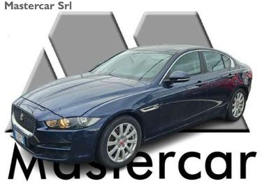 JAGUAR XE XE 2.0d Pure Business edition 180cv tg: FG873SR