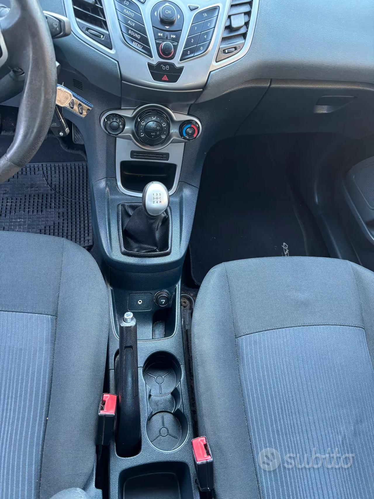 Ford Fiesta 14TDCi 5porte 2011