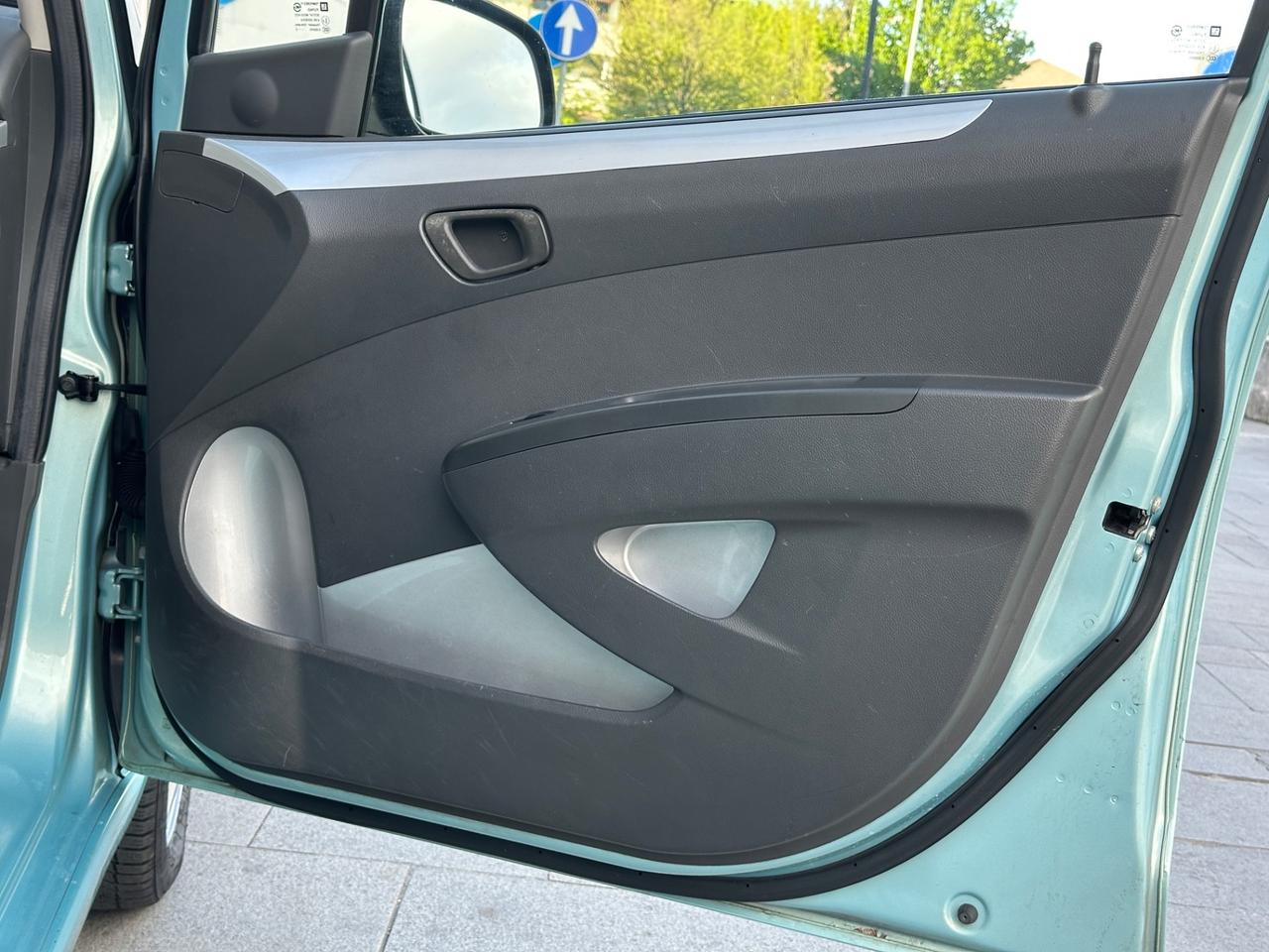 Chevrolet Spark 1.2 LT Neopatentati