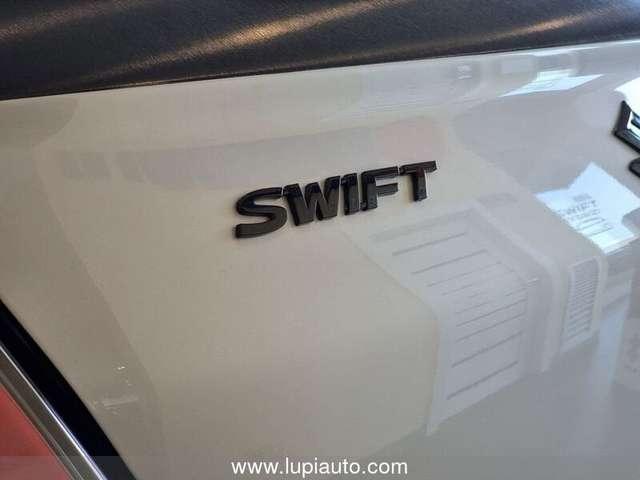 Suzuki Swift 1.2 Hybrid Top