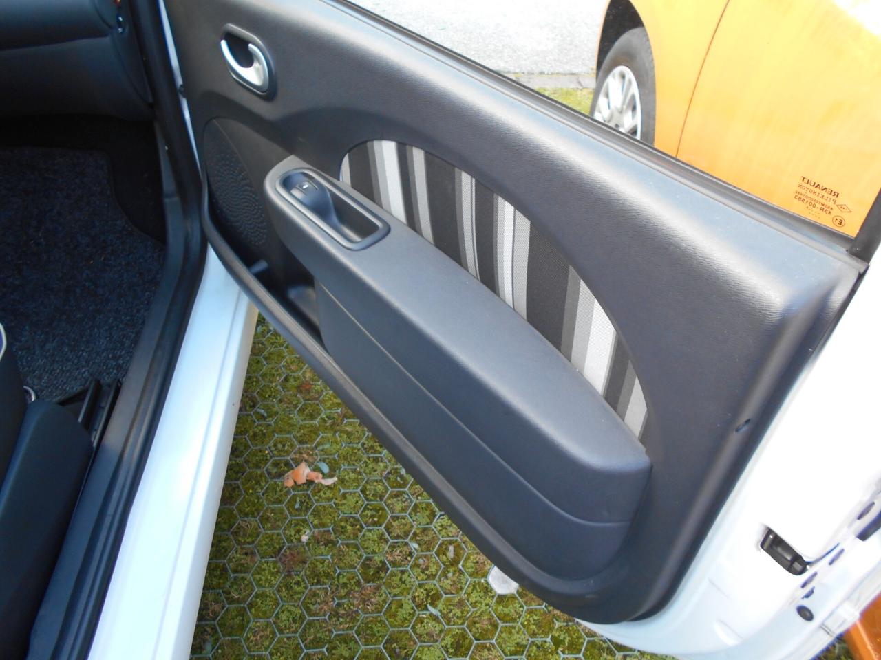 Renault Twingo 1.2 NIGHT & DAY