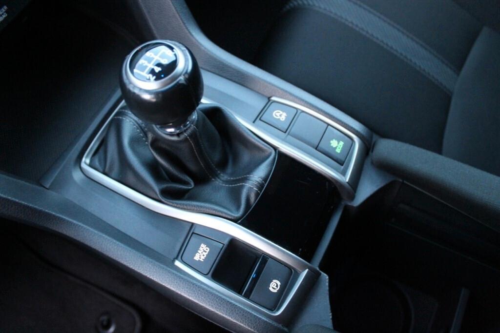 HONDA Civic 1.6 i-DTEC Elegance *Vetri Privacy