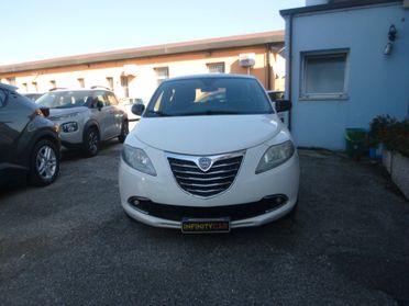 Lancia Ypsilon 1.3 MJT 16V 95 CV 5 porte S&S Silver