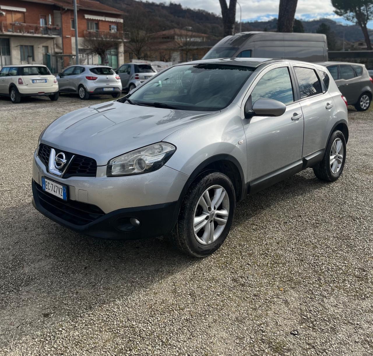 Nissan Qashqai 1.5 dCi PERFETTA SI NEOPATENTATI