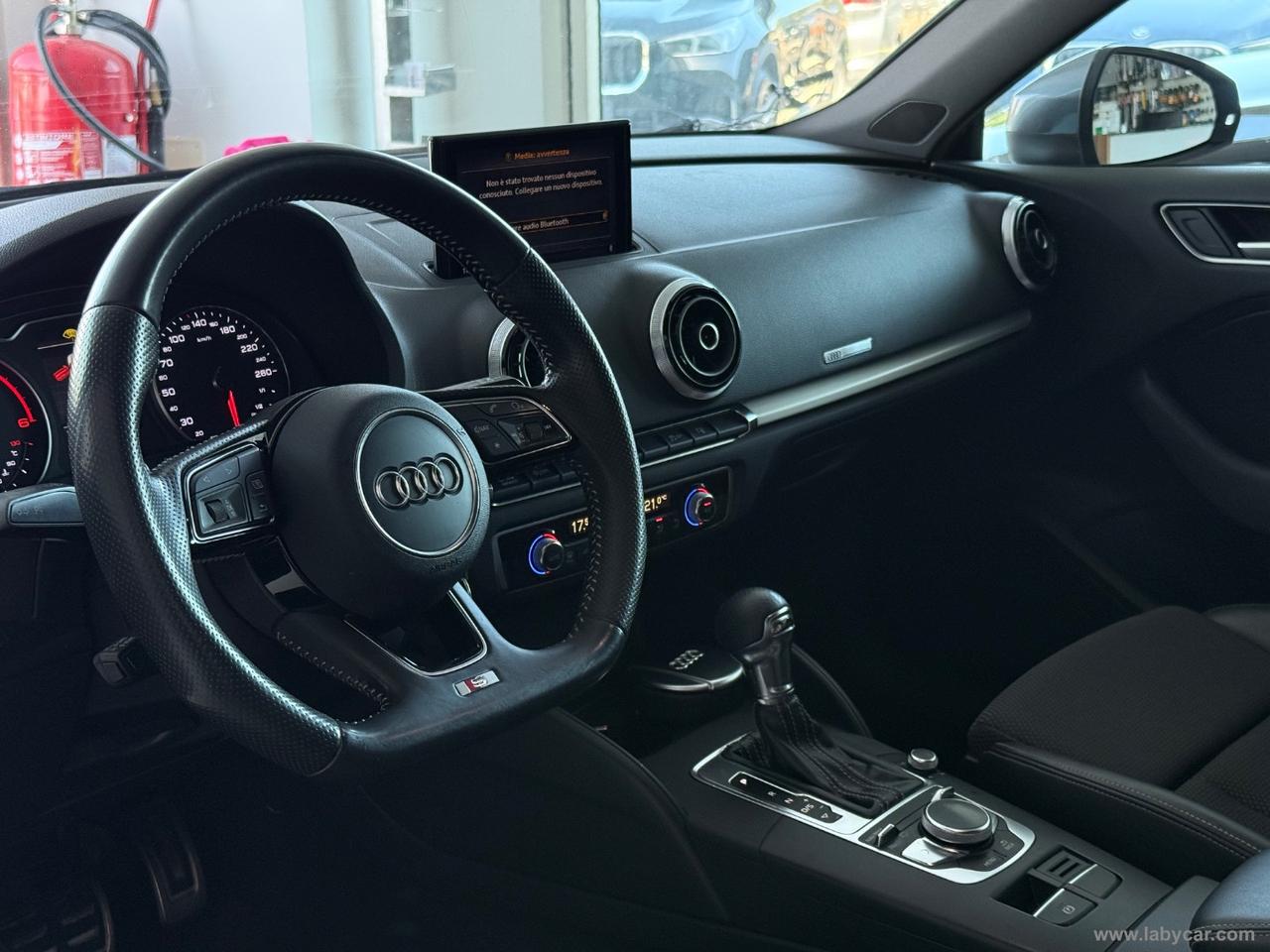 AUDI A3 2.0 TDI S tronic Sport S-LINE