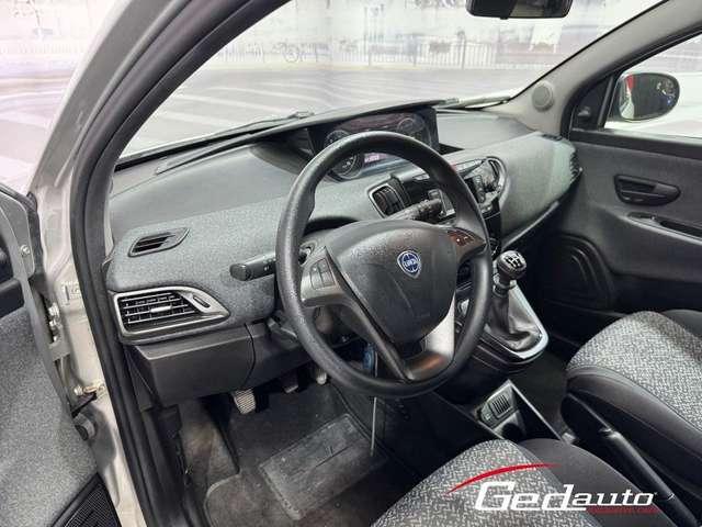 Lancia Ypsilon 1.2 69 CV 5 porte GPL Ecochic Elefantino Blu