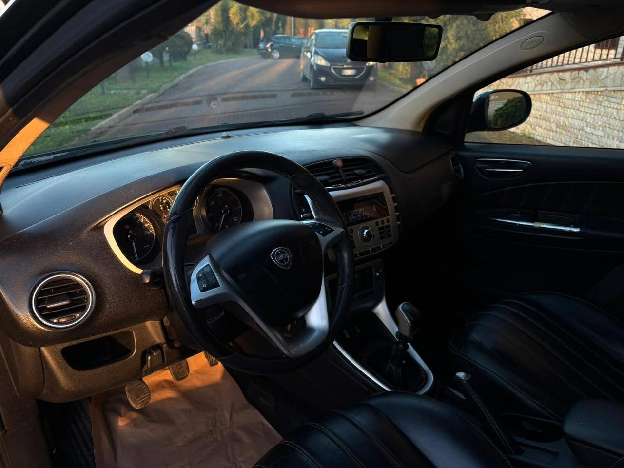 Lancia Delta 1.6 MJT DPF Platino