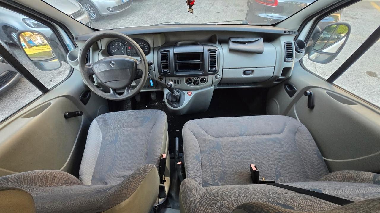 Renault Trafic T29 1.9 dCi/100CV PC-TN Combi