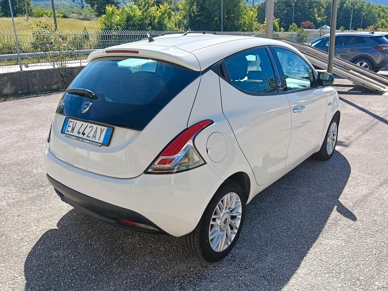 Lancia Ypsilon 1.3 MJT 16V 95 CV 5 porte S&S Gold