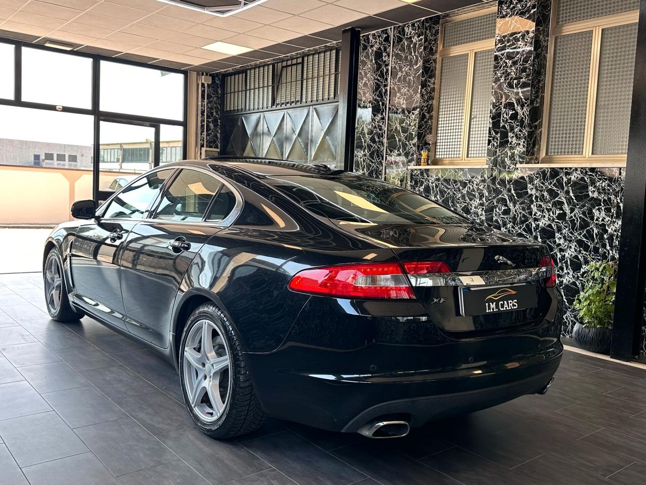 Jaguar XF 3.0 D V6 Luxury